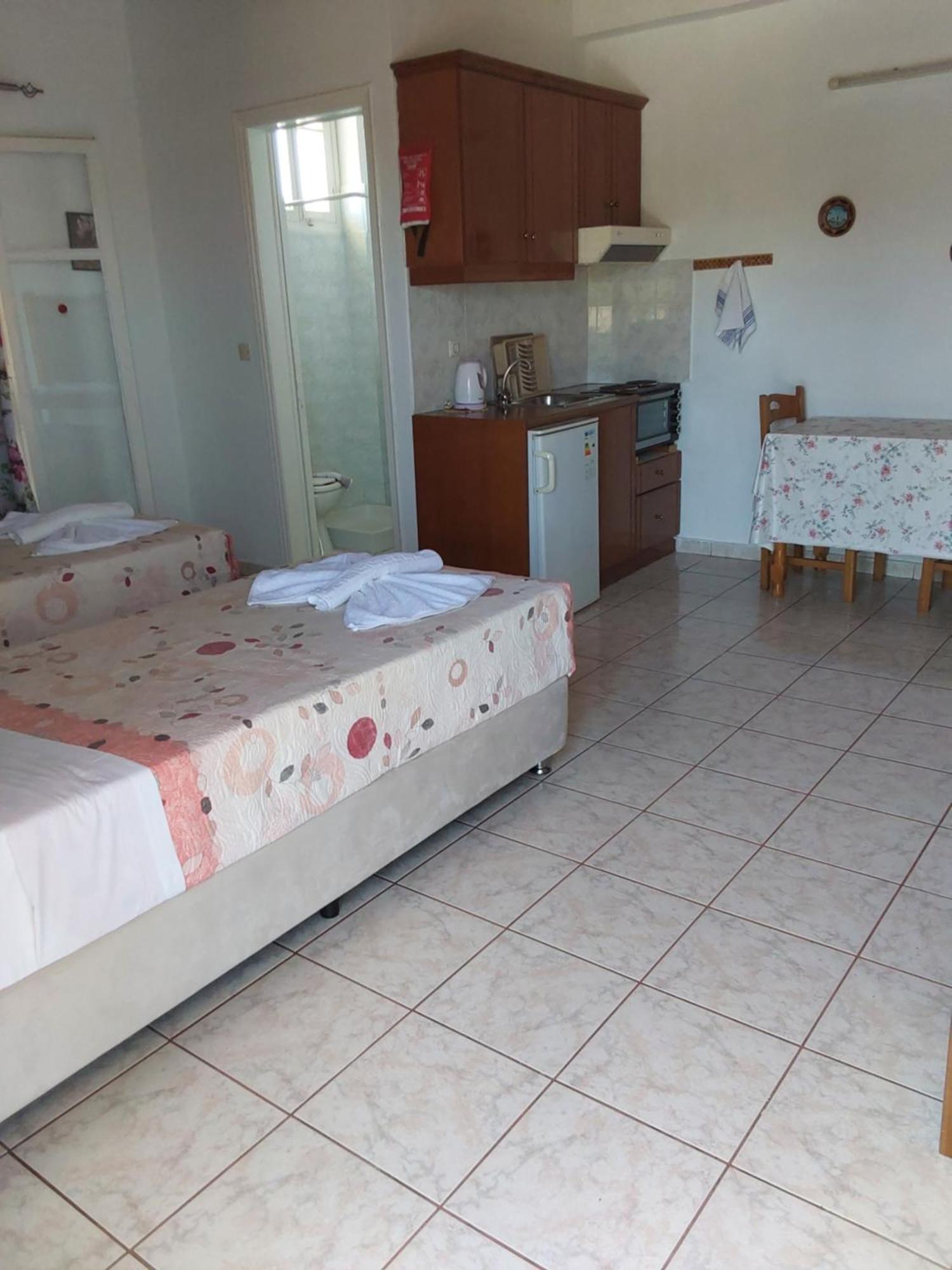 Amadeus Hawaii Apartments & Studios Sidárion 객실 사진